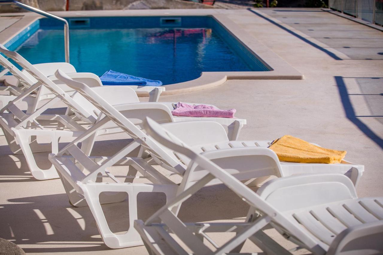 Seaside Apartment Lucie Локва-Рогозница Экстерьер фото