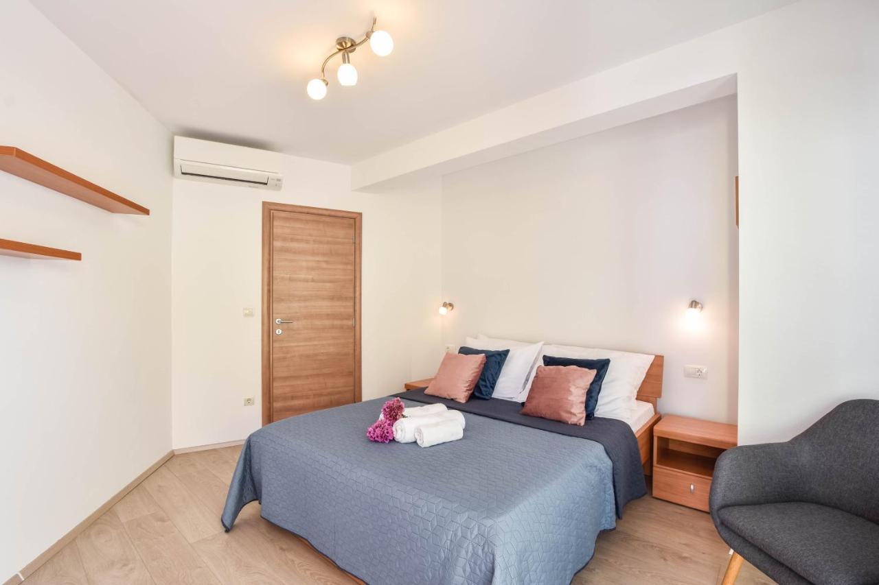 Seaside Apartment Lucie Локва-Рогозница Экстерьер фото